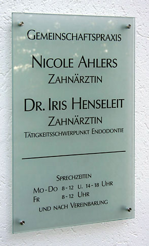 Echtglas-Schild (ESG) - 8 mm Typ Kristallum-satiniert