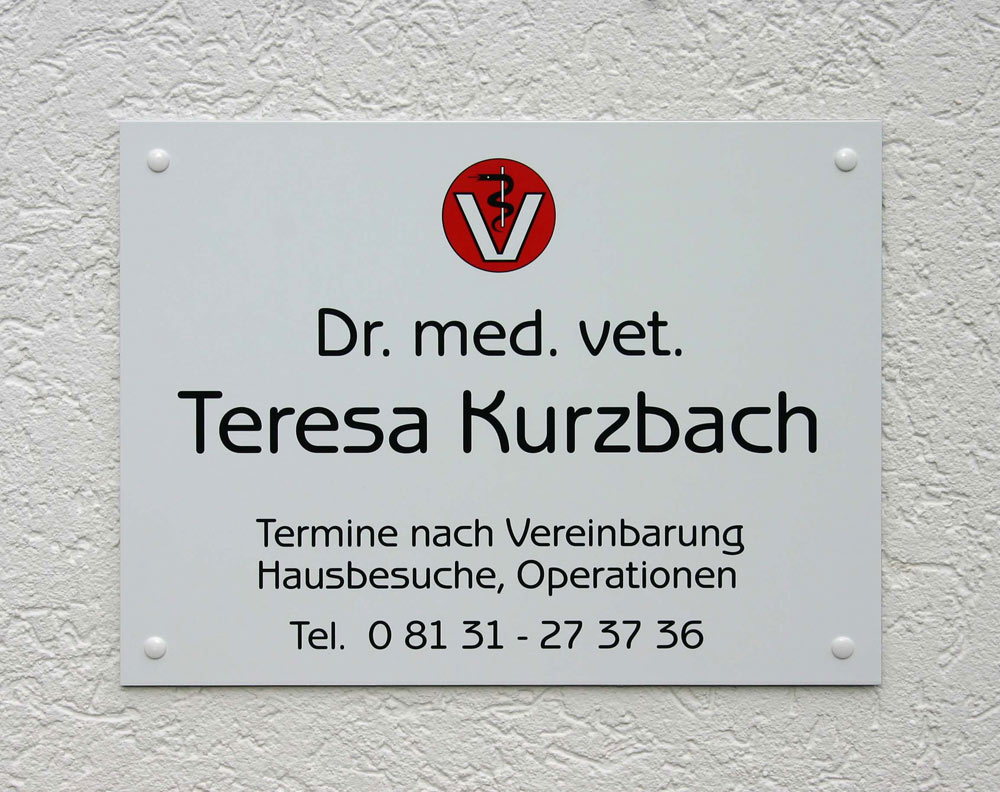 Preiswertes Schild Typ Dibond - 4 mm Alu-Kunststoff-Sandwichplatte