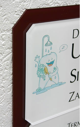 Achteck Acrylglasschild 8 mm Typ Jota - mit Hintergrundplatte