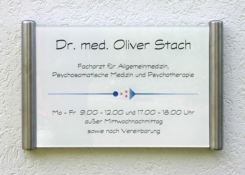 Rechteck Acrylglasschild 8 mm Typ Beta-ESR - auf Edelstahl-Konstruktion