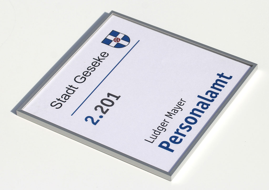 Türschild MADRID Silver Line - 120,5 x 120,5 mm - - entnahmesicher -