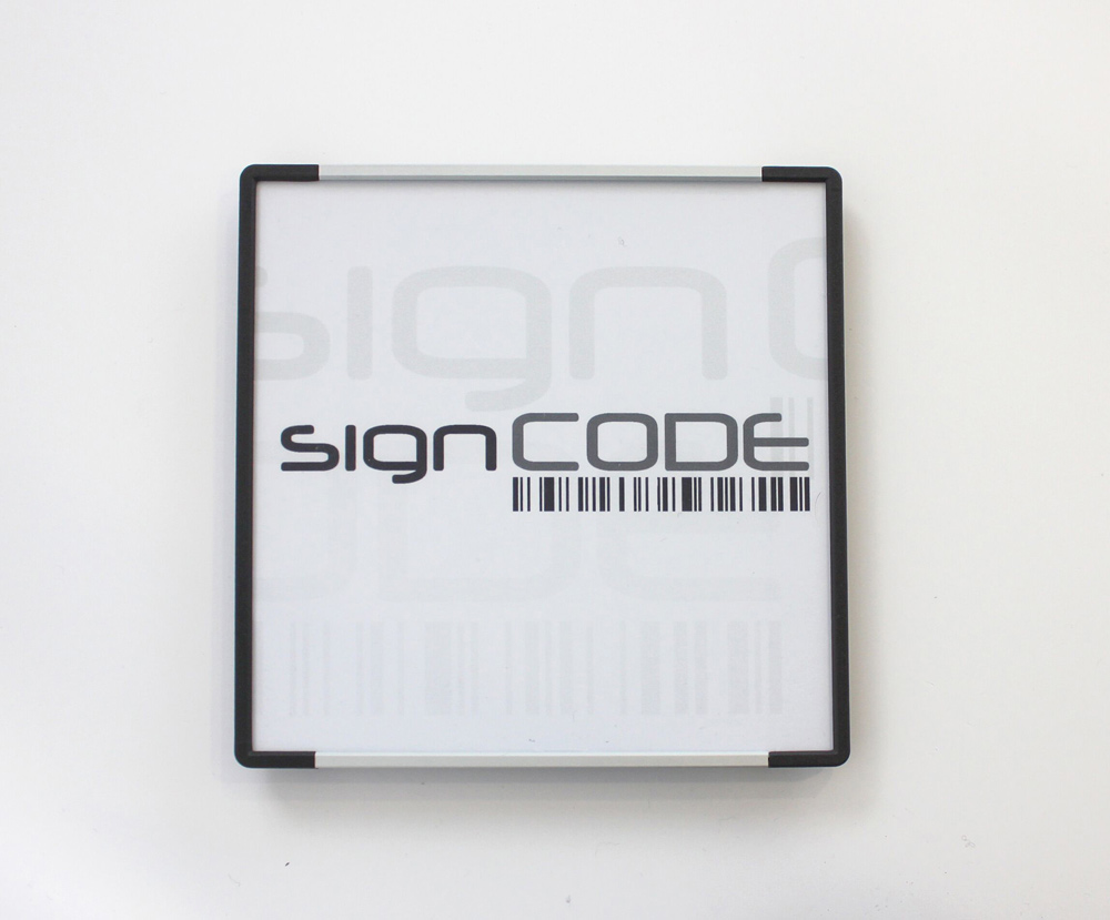 Türschild SignCode Color - 105 x 105 mm (hoch oder quer)