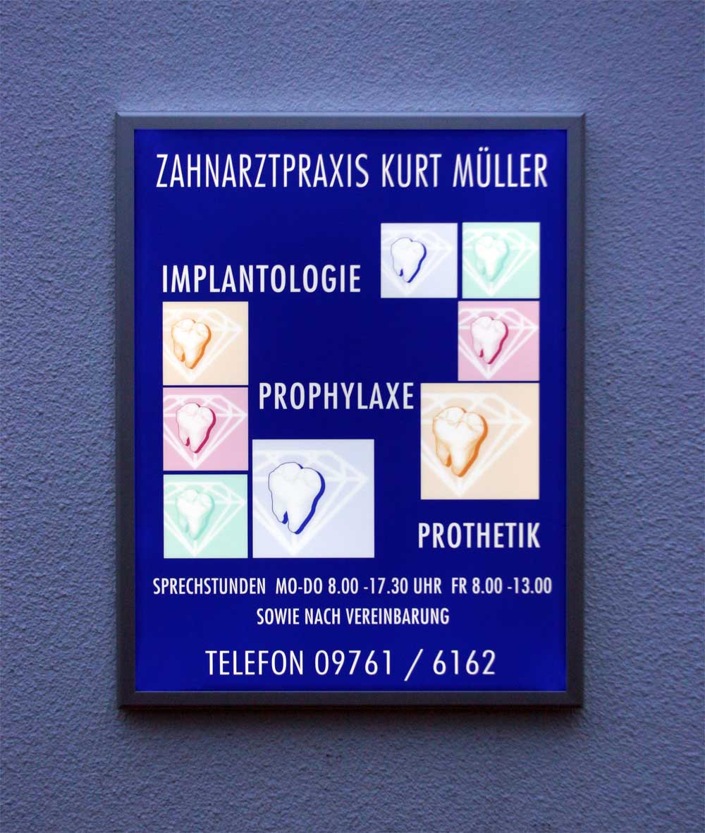 LED-beleuchtetes Schild - 60 x 78 cm