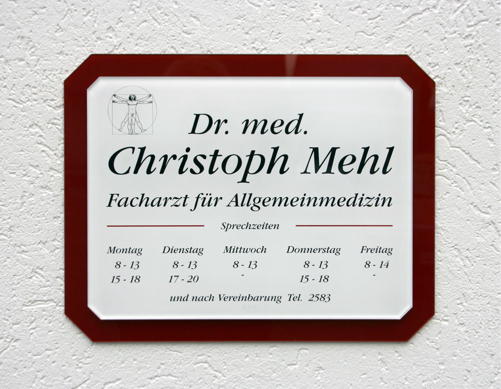 Achteck Acrylglasschild 8 mm Typ Jota - mit Hintergrundplatte