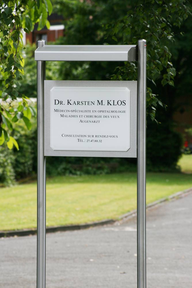 Edelstahl-Schildständer - Typ ESR-H-BL-Plexi-Klos