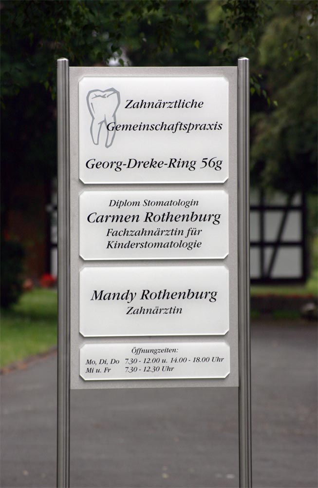 Edelstahl-Schildständer - Typ ESR-H-V2A-Plexi-Rothenburg