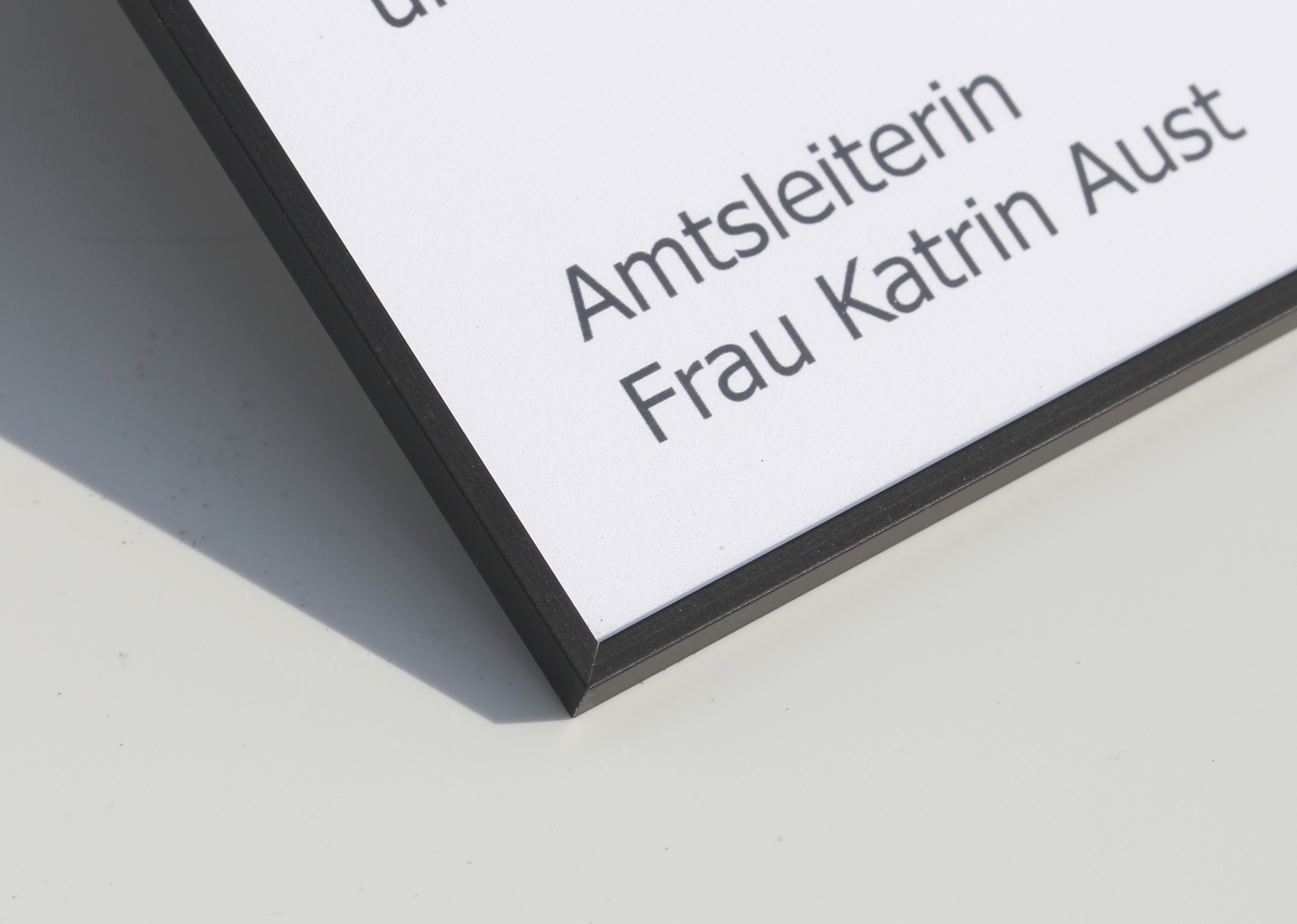 Türschild MADRID Black Line - 150,5 x 212,5  mm (BxH) A5 hoch