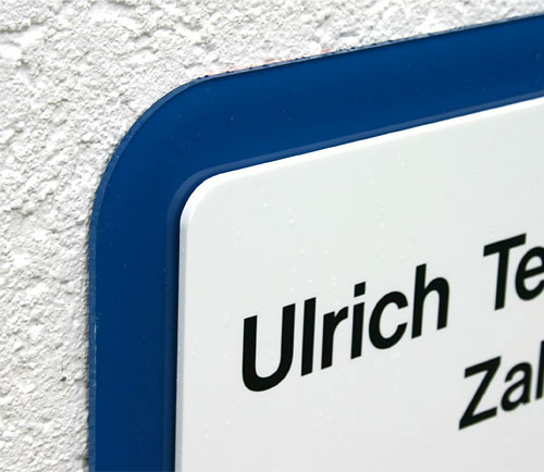 Rundeck Acrylglasschild 4 mm Typ Delta - mit Hintergrundplatte