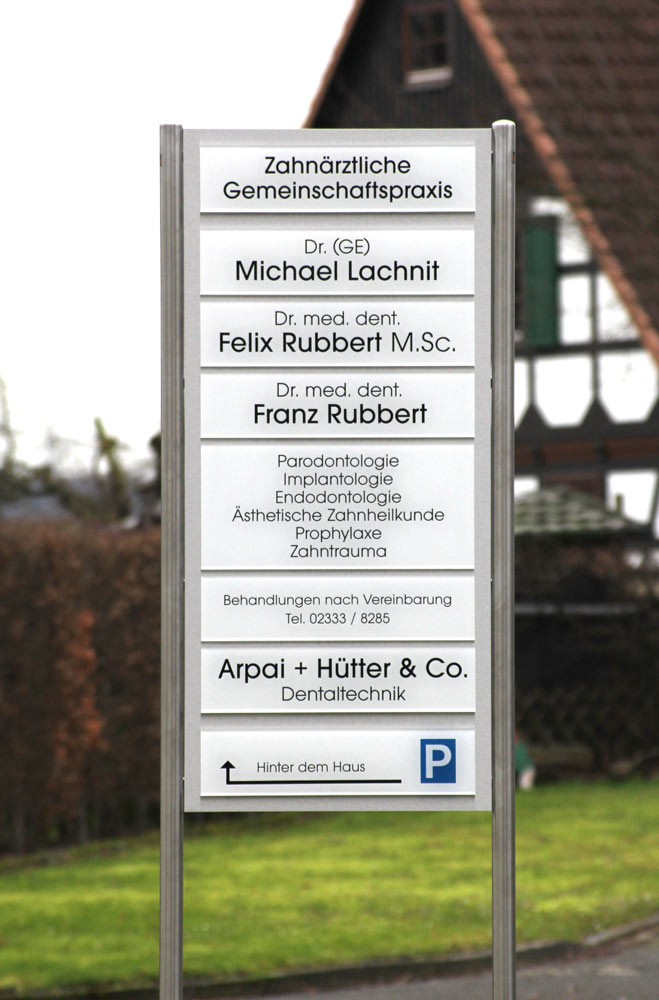 Edelstahl-Schildständer - Typ ESR-H-V2A-Plexi-Lachnit