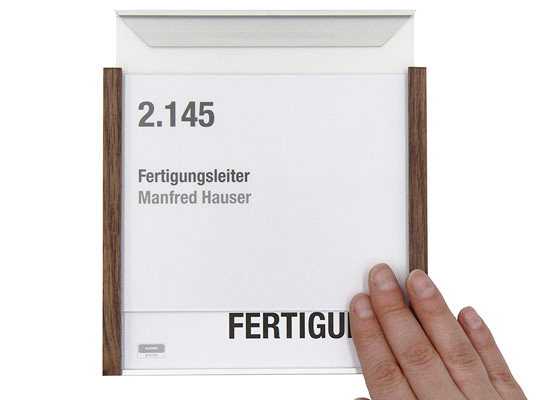 Türschild LMH Silver Line Nussbaum