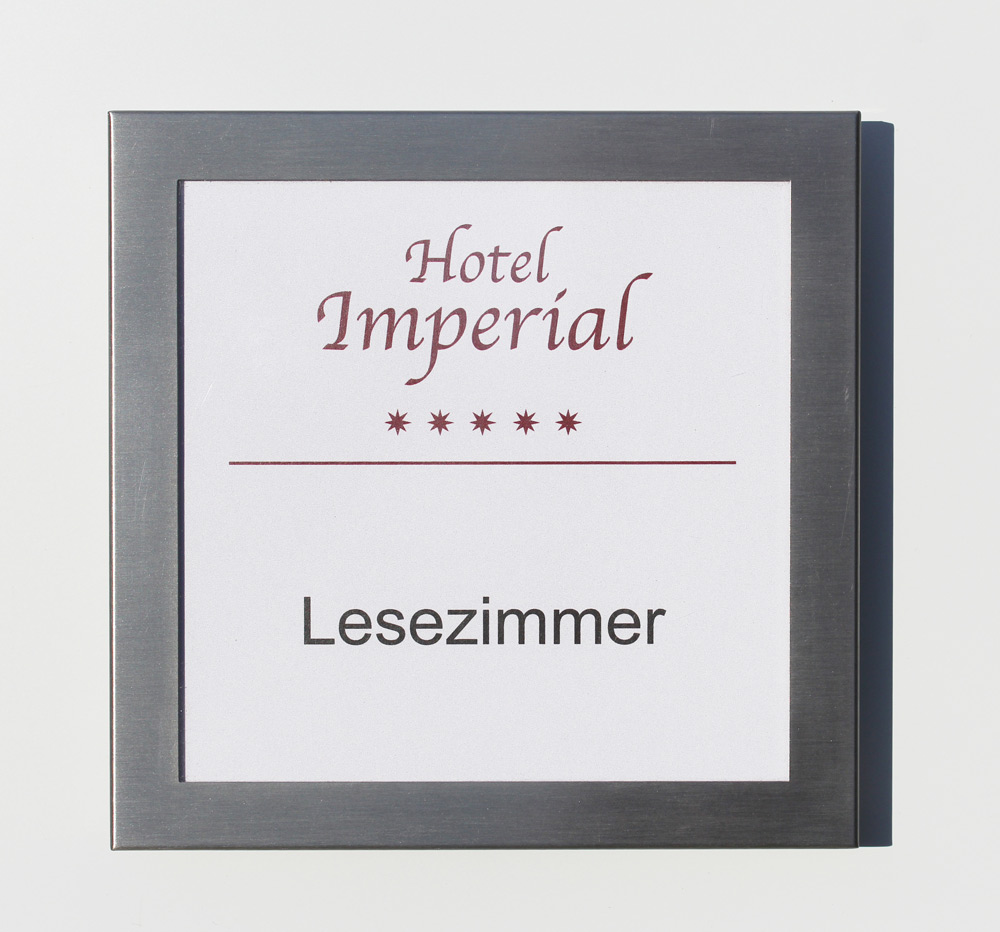 Türschild Margo - 160 x 160 mm