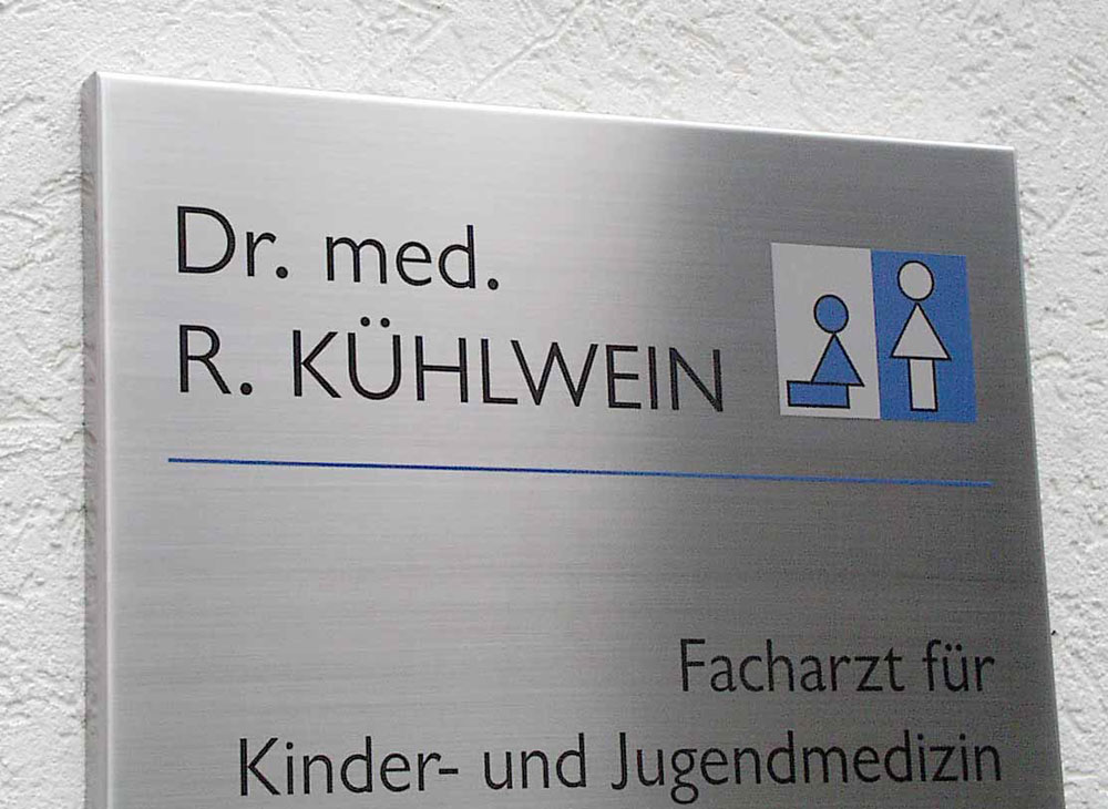Edelstahl-Kassetten-Schild - 20 mm abgekantet Typ Profil