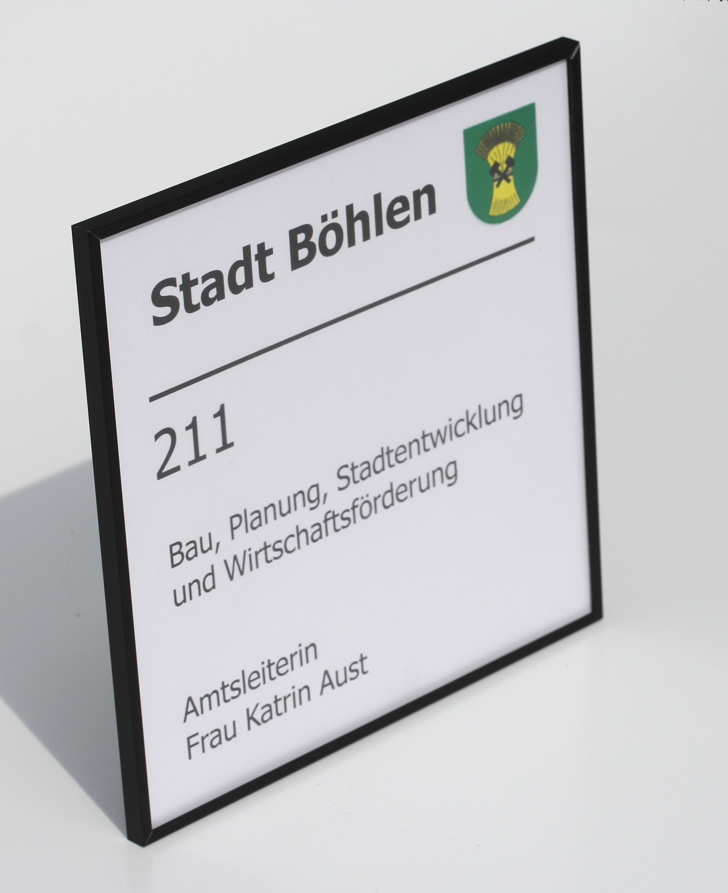 Türschild MADRID Black Line - 150,5 x 212,5  mm (BxH) A5 hoch