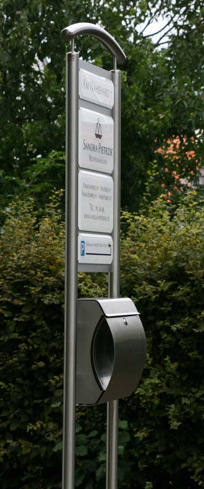 Edelstahl-Schildständer - Typ Halbbogen-V2A-Pietrzik