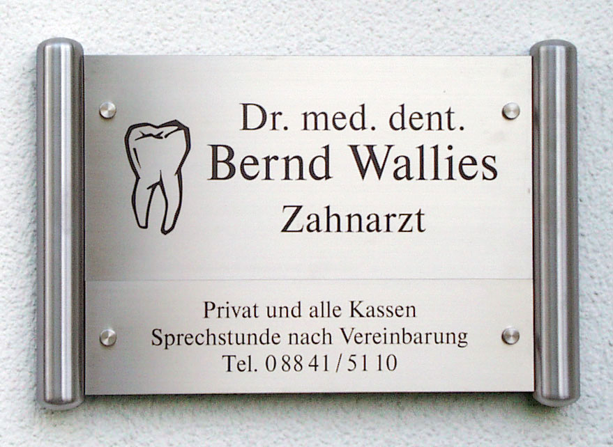 Rechteck Edelstahl-Schild 2 mm Typ Quadro-ESR - auf Edelstahl-Konstruktion