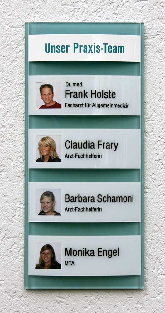 Mitarbeiter-Display - 225 x 500 mm - Überschrift + 4 Mitarbeiter