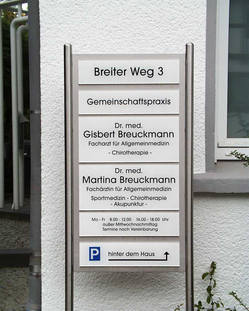 Edelstahl-Schildständer - Typ ESR-H-V2A-Plexi-Breuckmann