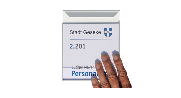 Türschild MADRID Silver Line - 150,5 x 150,5 mm - - entnahmesicher -