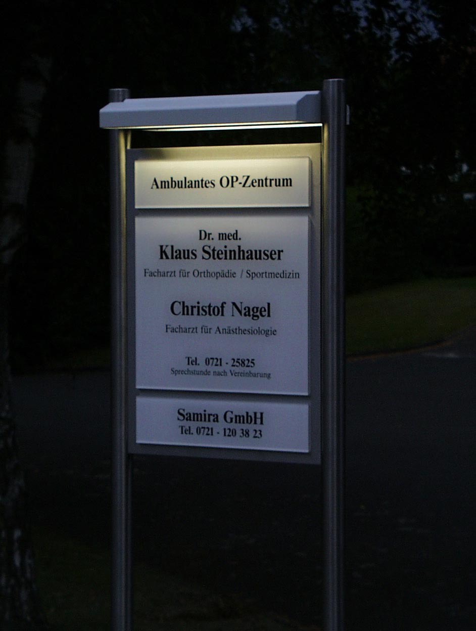 Edelstahl-Schildständer - Typ ESR-H-BL-Plexi-Steinhauser