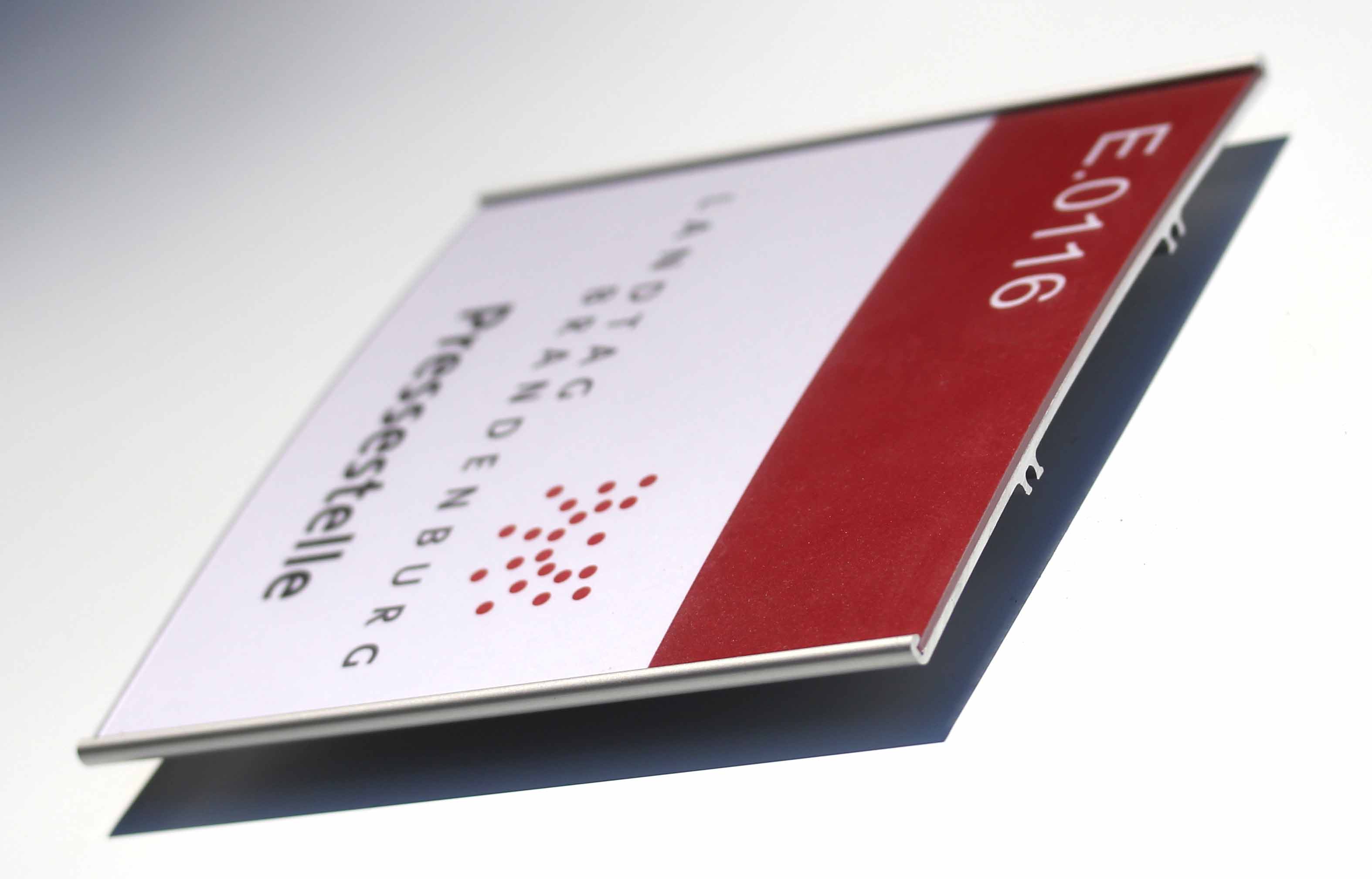 Türschild CISclic - 152 x 148,5 mm (BxH)