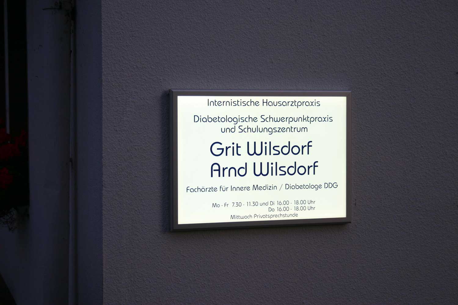 LED-beleuchtetes Schild - 70 x 50 cm