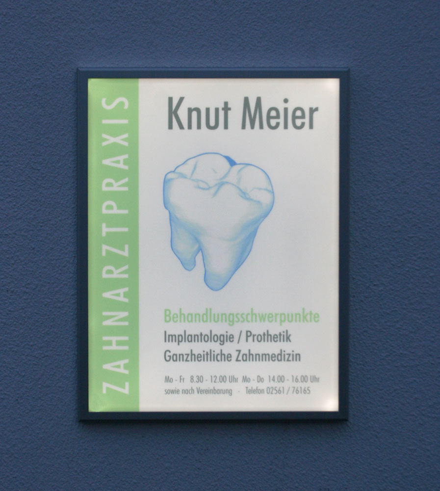 LED-beleuchtetes Schild - 60 x 78 cm