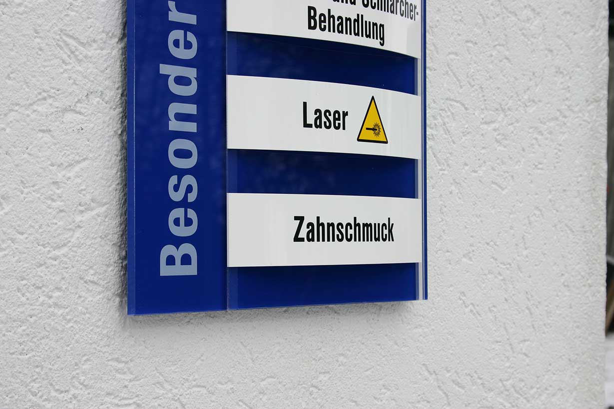 Leistungs-Tafel - 300 x 750 mm - mit 8 Titel