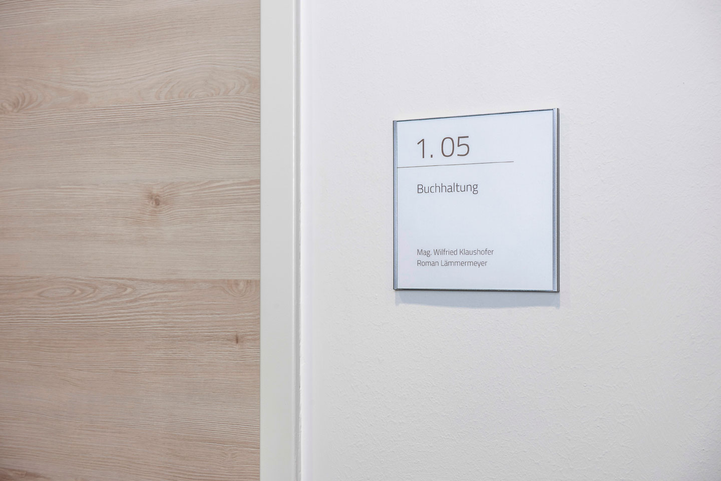 Türschild ALU.b1-farbig