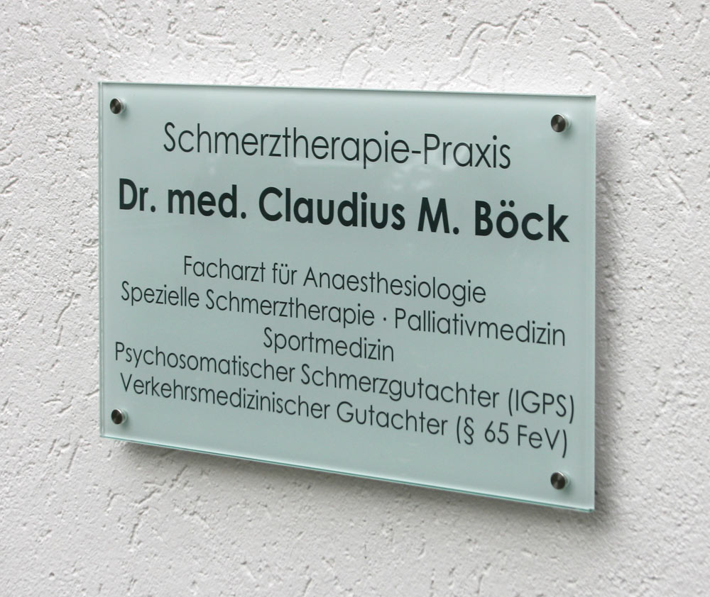 Echtglas-Schild (ESG) - 8 mm Typ Kristallum-weiß