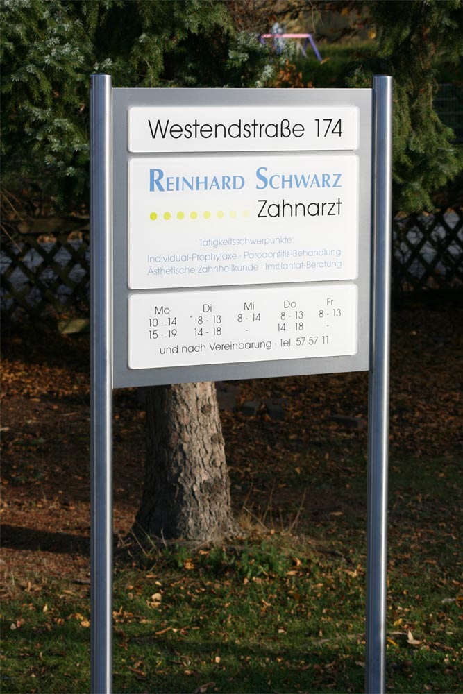 Edelstahl-Schildständer -  Typ ESR-H-V2A-Plexi-Schwarz